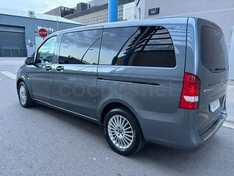 Usado Mercedes V200 Marco Polo 136 CV (100 kW) 2019 Gris / plata Monovolumen