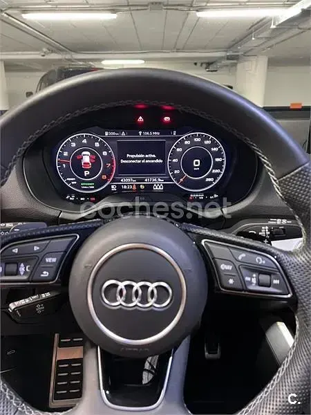 Usado Audi Q2 S-Line 150 CV (110 kW) 2024 Gris / plata SUV