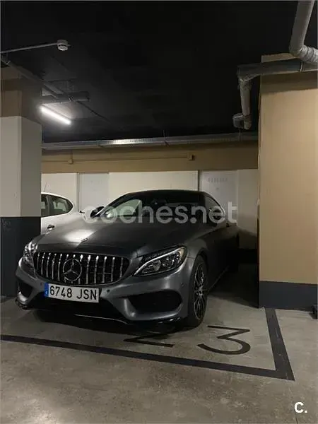 Usado Mercedes C300 245 CV (180 kW) 2016 Gris / plata Coupe
