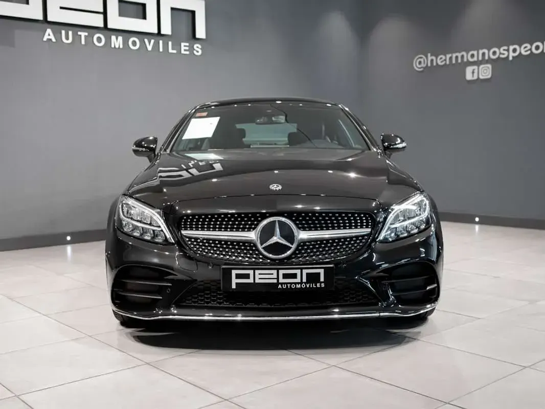 Usado Mercedes C220 194 CV (142 kW) 2019 Negro Coupe
