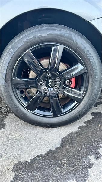 Usado VW Polo Advance 85 CV (62 kW) 2010 Negro Utilitario