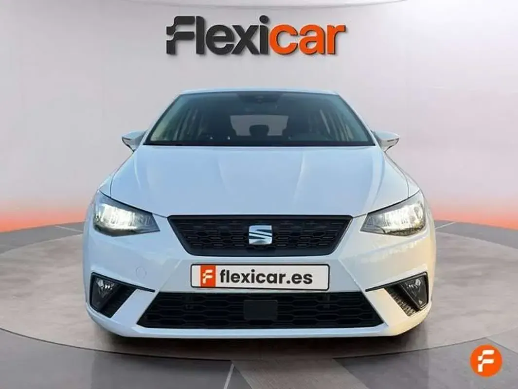 Usado Seat Ibiza Reference 80 CV (58 kW) 2023 Blanco Utilitario