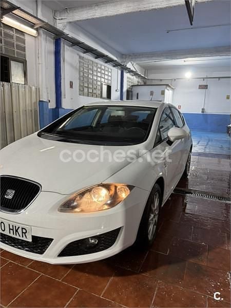 Käytetty Seat Leon Copa 105 HP (77 kW) 2012 Valkoinen Sedan