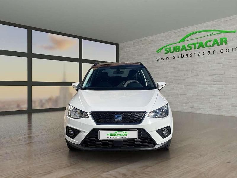 Usado Seat Arona Style 110 CV (80 kW) 2021 Blanco SUV