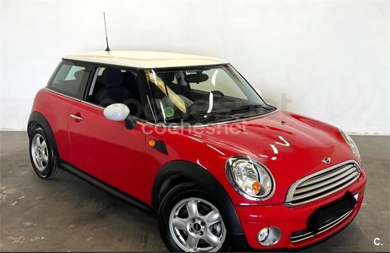 Usado Mini Cooper 120 CV (88 kW) 2007 Rojo Utilitario
