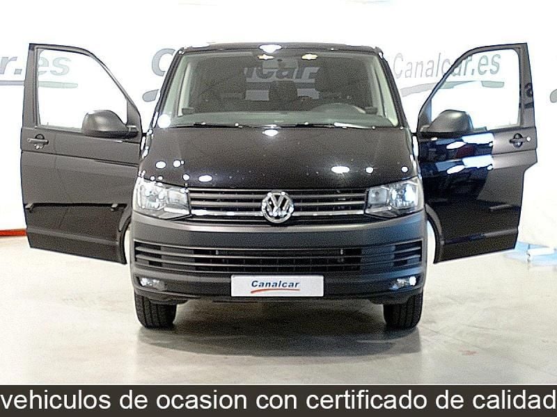 Usado VW Caravelle Trendline 150 CV (110 kW) 2016 Negro Monovolumen