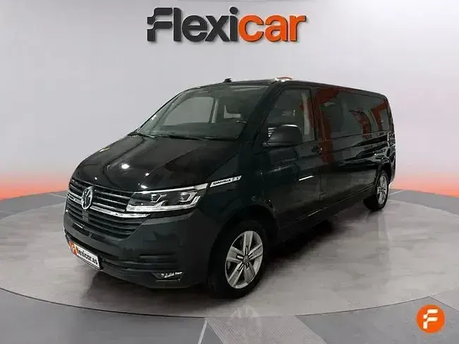 Usado VW Caravelle 150 CV (110 kW) 2022 Negro Van