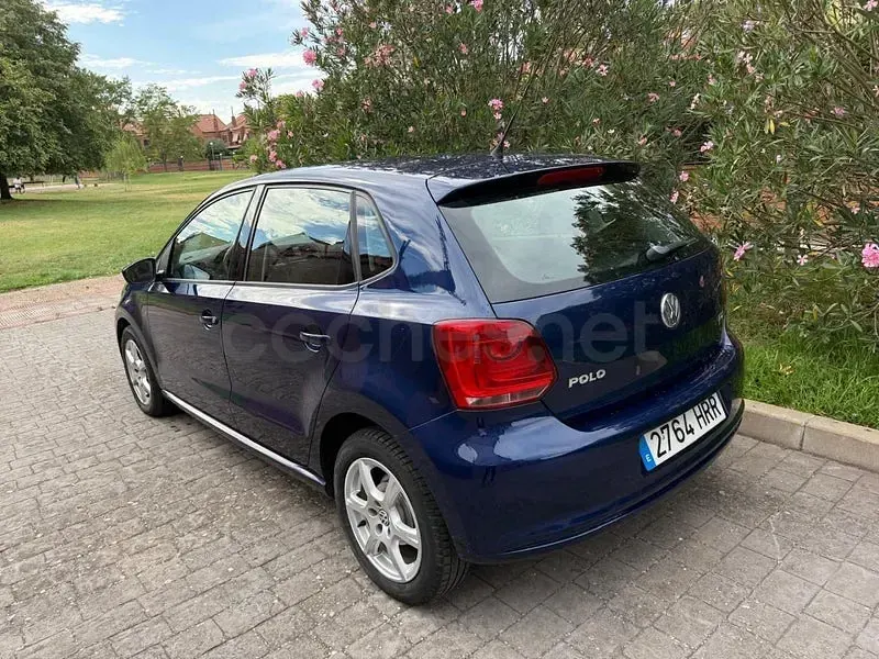 Usado VW Polo Advance 75 CV (55 kW) 2013 Azul Utilitario