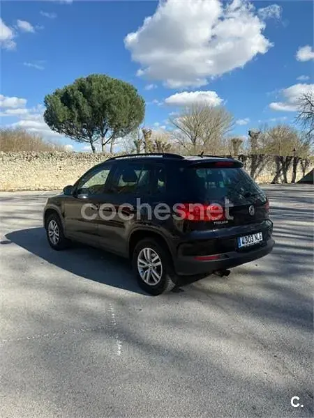 Usado VW Tiguan Advance 122 CV (89 kW) 2012 Negro SUV