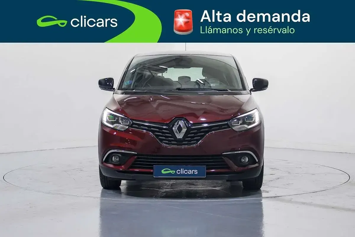 Usado Renault Scenic E-Tech Zen 110 CV (80 kW) 2018 Rojo Monovolumen