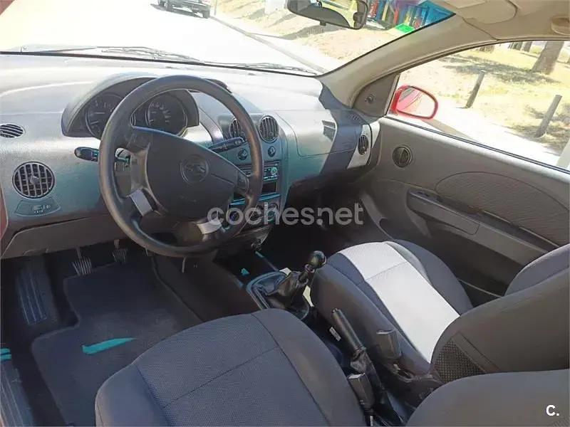 Usado Chevrolet Kalos SE 94 CV (69 kW) 2006 Rojo Berlina