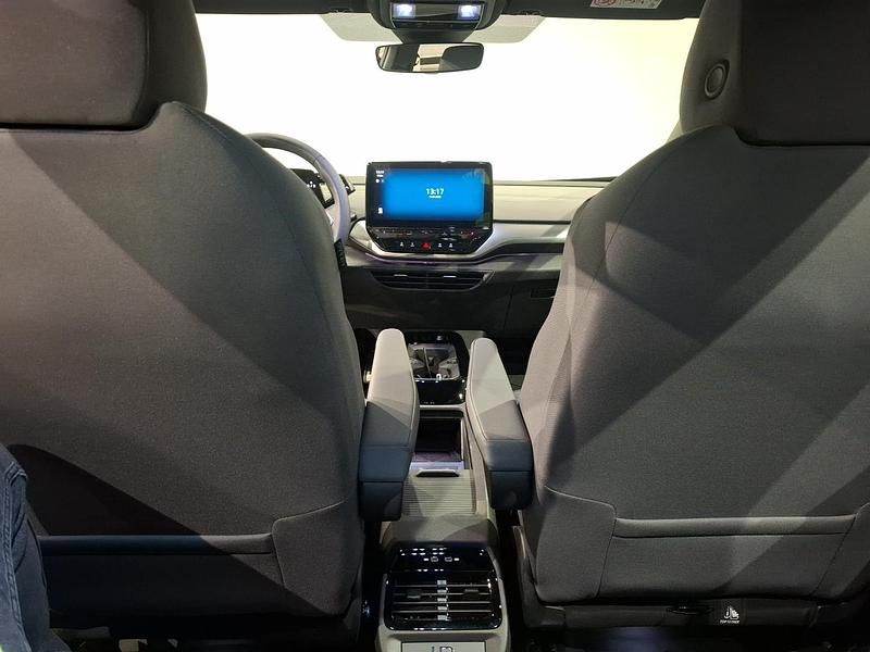 Usado VW ID.5 Pro 150 kW (204 CV) 2025 Azul dusk metalizado techo negro SUV