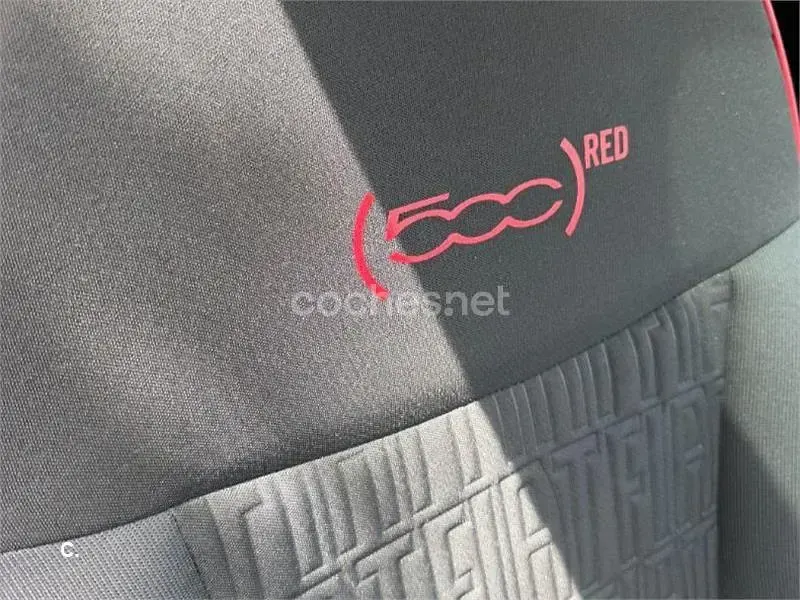 Usado Fiat 500 Red 70 CV (51 kW) 2023 Gris / plata Berlina