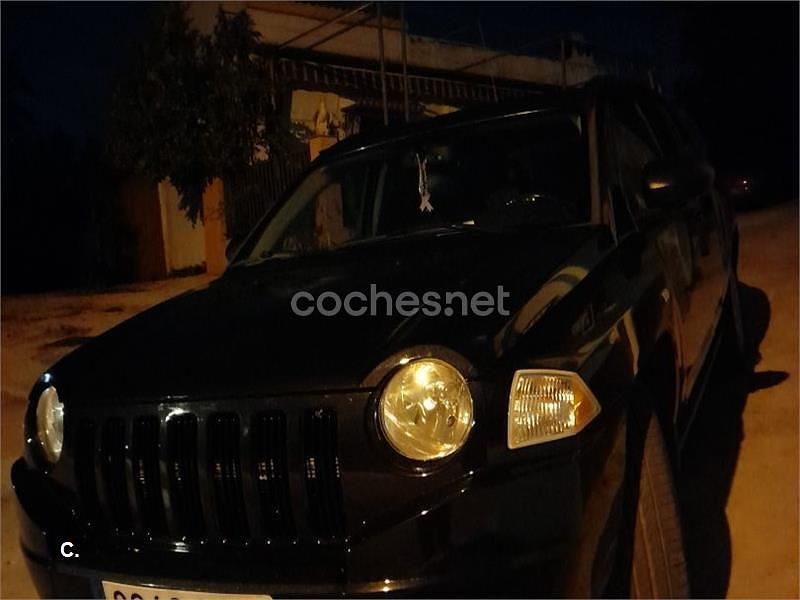 Negro Usado 2011 Jeep Compass Limited SUV | 8000 € (Precio justo) - Imagen 1/2