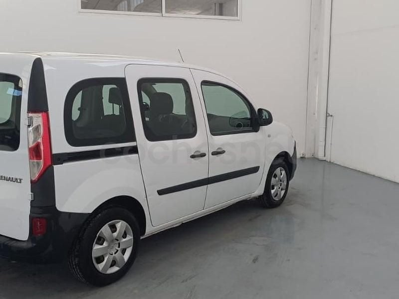 Usado Renault Kangoo Edition One 95 CV (69 kW) 2021 Blanco Monovolumen