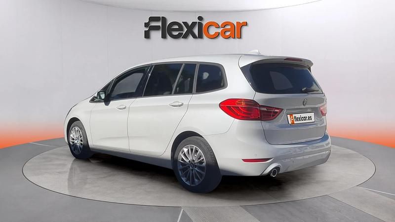 Używany BMW 218 140 KM (102 kW) 2020 Biały Minivan