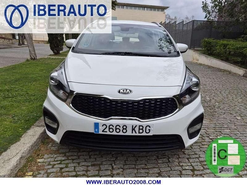Usado Kia Carens 136 CV (100 kW) 2017 Blanco Monovolumen