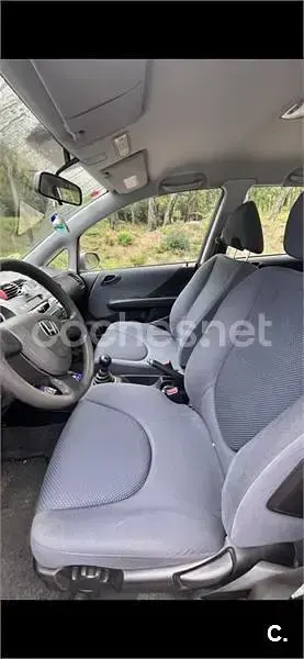 Usado Honda Jazz S 83 CV (61 kW) 2005 Gris / plata Utilitario