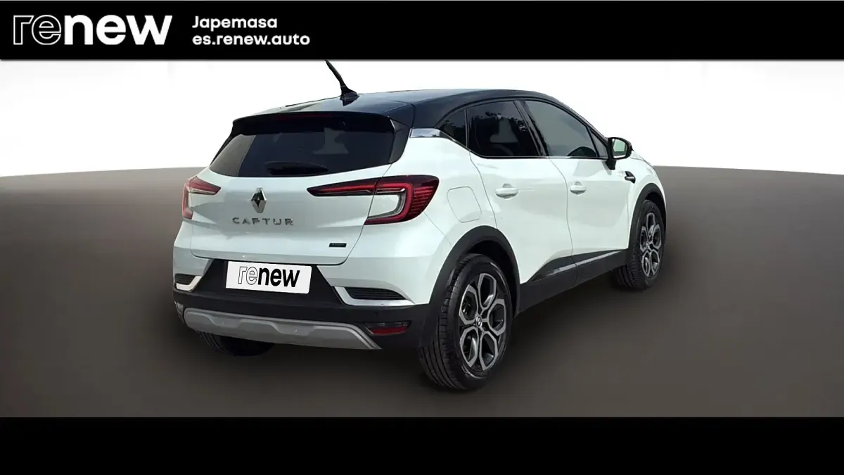 Usado Renault Captur Zen 145 CV (106 kW) 2022 Blanco  techo negro SUV