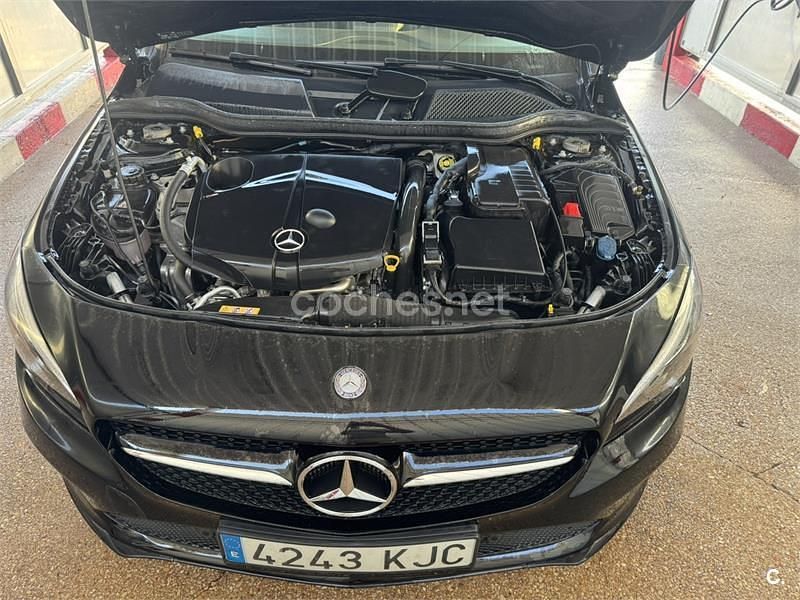 Negro Usado 2017 Mercedes CLA200 Urban Berlina | 22.000 € (Precio justo) - Imagen 1/4