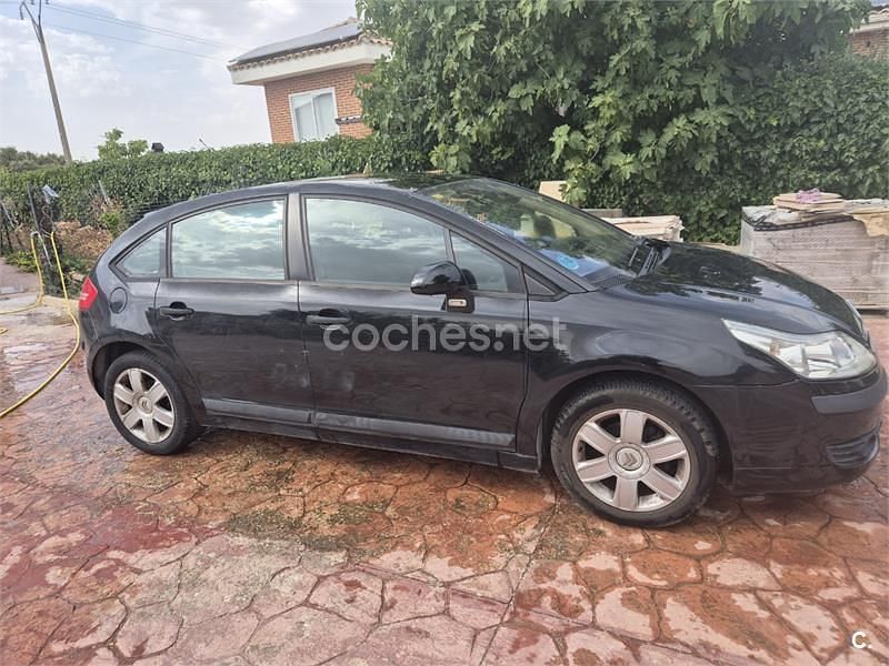 Negro Usado 2008 Citroën C4 Exclusive Berlina | 3000 € (Buen precio) - Imagen 1/4