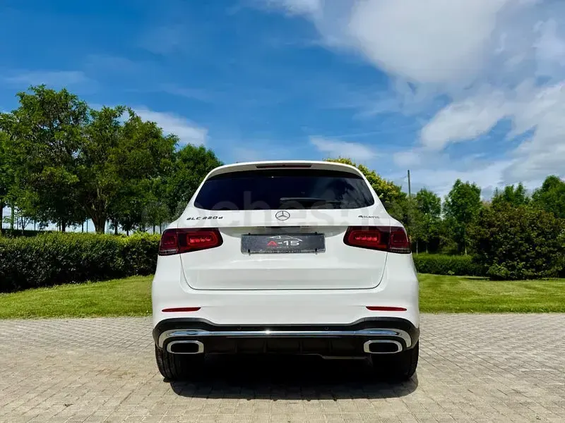 Usado Mercedes GLC220 194 CV (142 kW) 2020 Blanco SUV