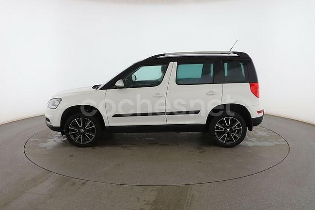 Usado Skoda Yeti Active 111 CV (81 kW) 2016 Blanco SUV