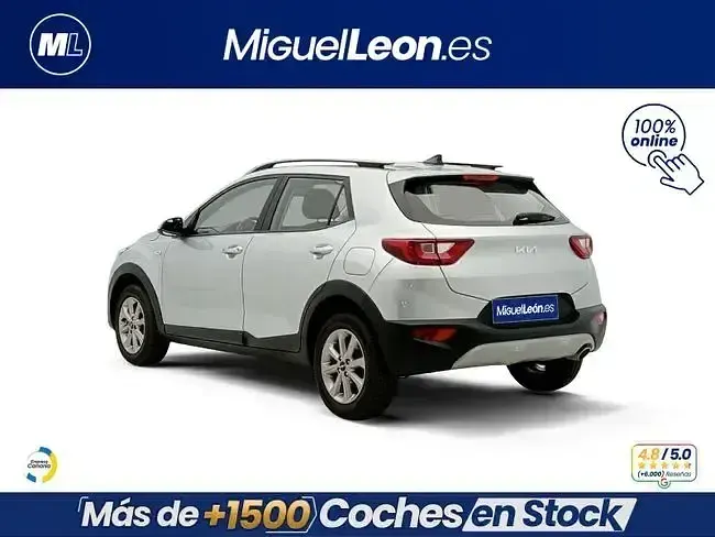 Usado Kia Stonic 79 CV (58 kW) 2025 Gris SUV