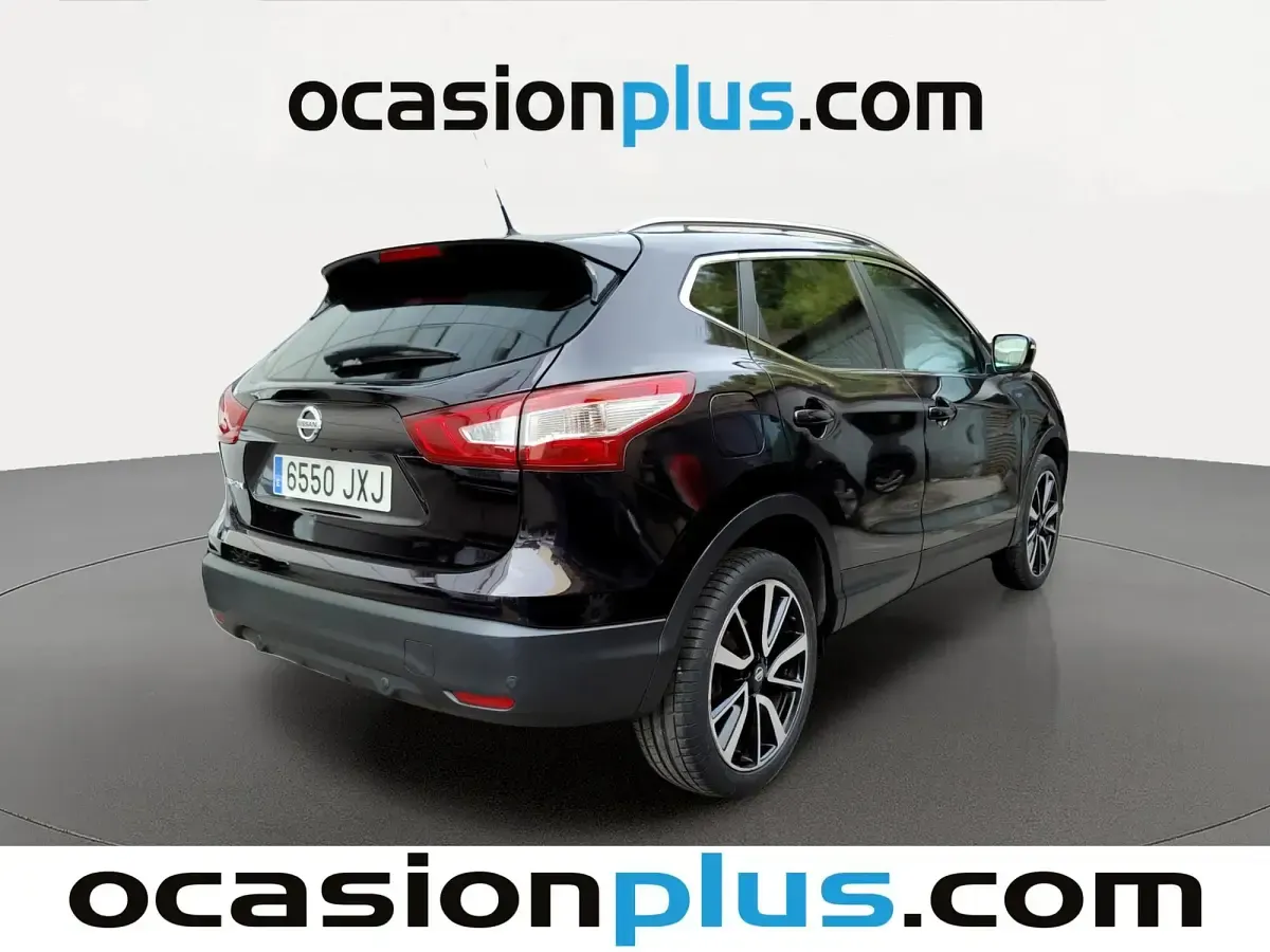 Usado Nissan Qashqai Tekna 131 CV (96 kW) 2017 Violeta SUV