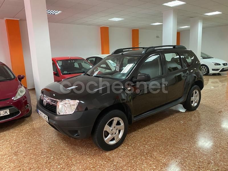 Negro Usado 2012 Dacia Duster Ambiance SUV | 7900 € (Precio justo) - Imagen 1/4
