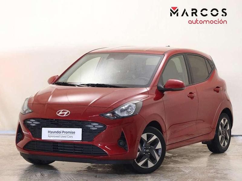 Usado Hyundai i10 64 CV (47 kW) 2025 Rojo Utilitario