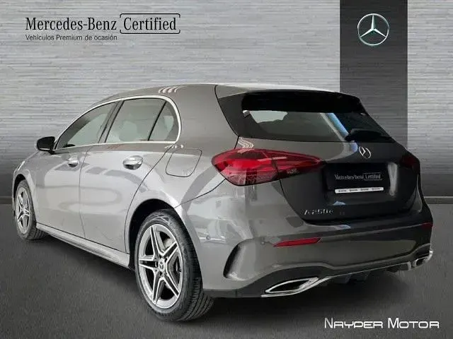 Usado Mercedes A180 116 CV (85 kW) 2025 Gris montaña