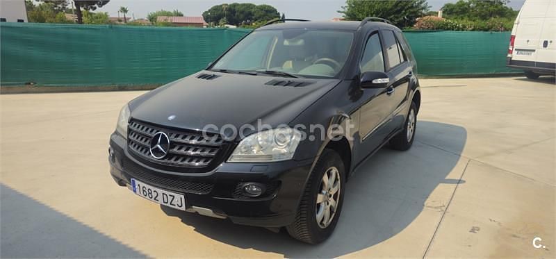 Negro Usado 2006 Mercedes ML320 SUV | 9250 € (Precio justo) - Imagen 1/4