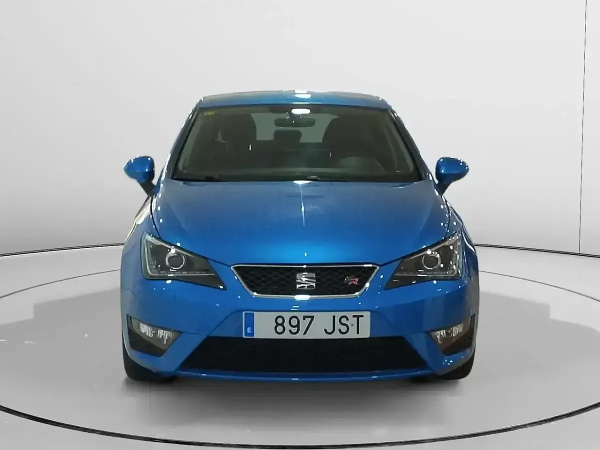 Usado Seat Ibiza Crono 110 CV (80 kW) 2016 Azul Berlina