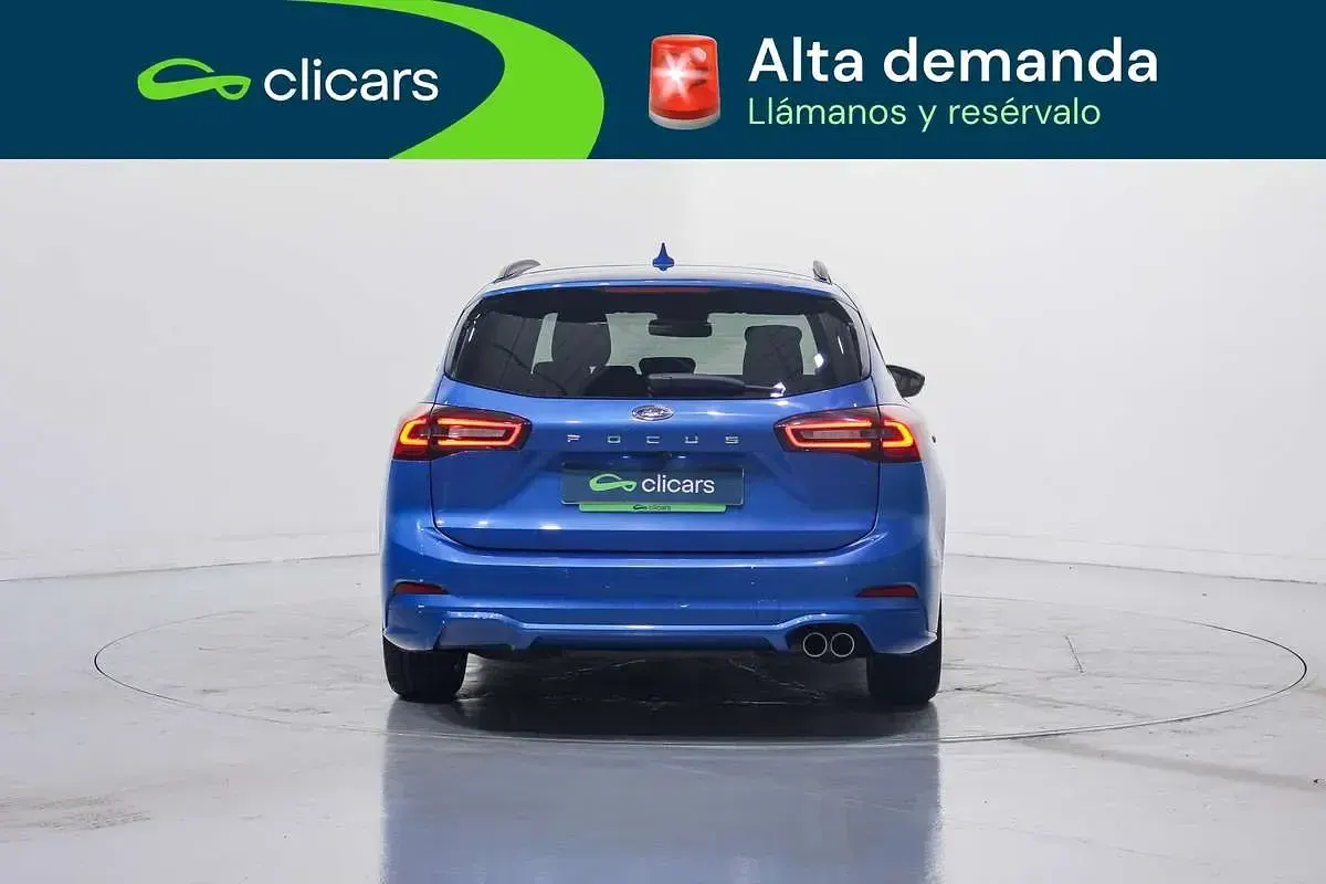 Usado Ford Focus Active 125 CV (91 kW) 2024 Azul Familiar