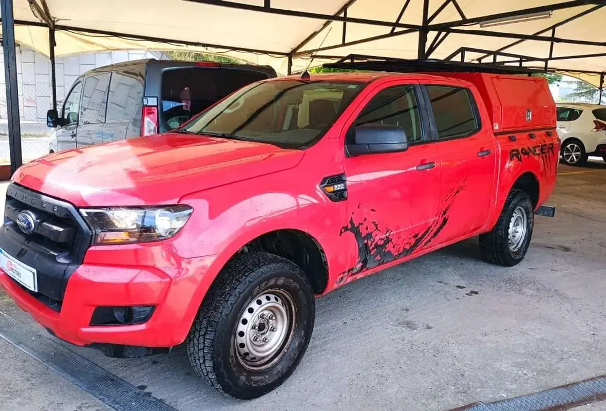 Usado Ford Ranger Limited 160 CV (117 kW) 2017 Rojo Pickup/Camioneta