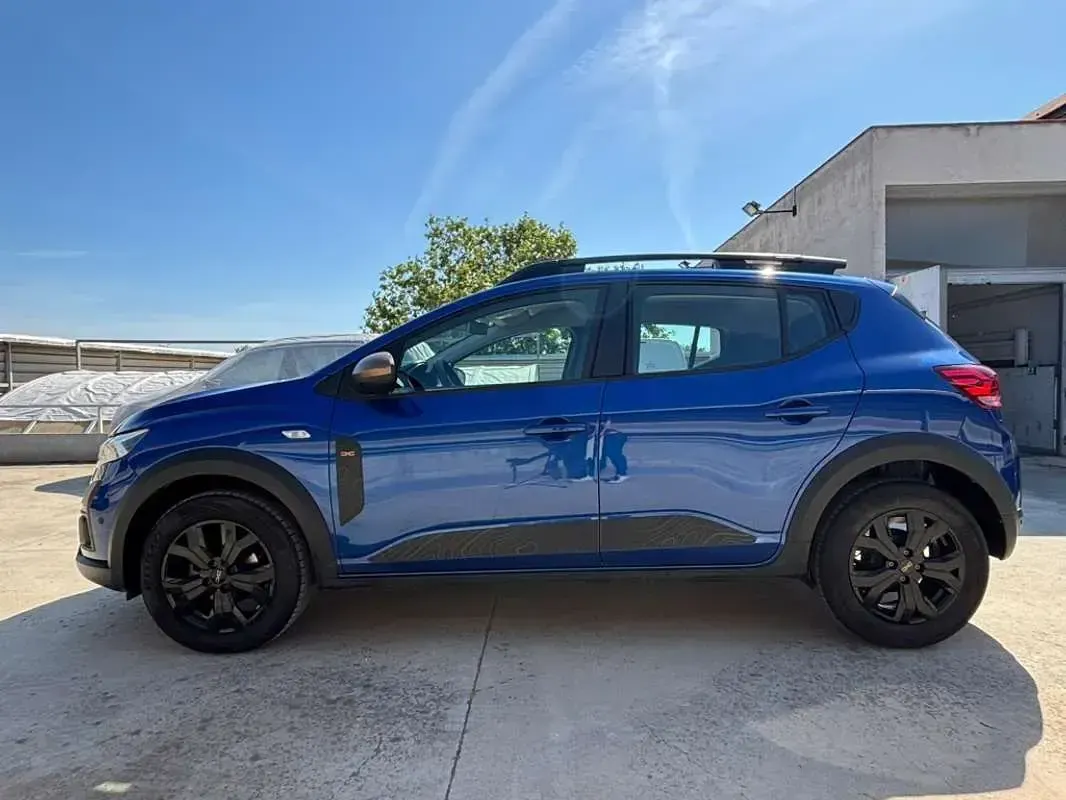 Usado Dacia Sandero Extreme 101 HP (74 kW) 2025 Azul SUV