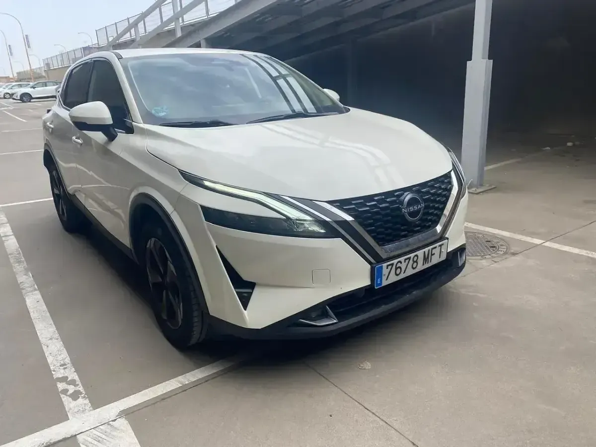 Usado Nissan Qashqai N-Connecta 140 CV (102 kW) 2023 Blanco SUV