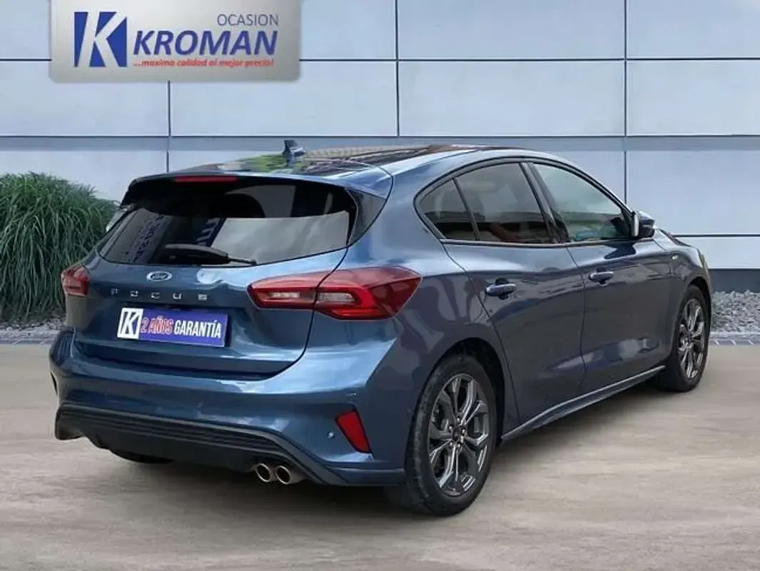 Usado Ford Focus ST-Line X 155 CV (114 kW) 2024 Azul Berlina