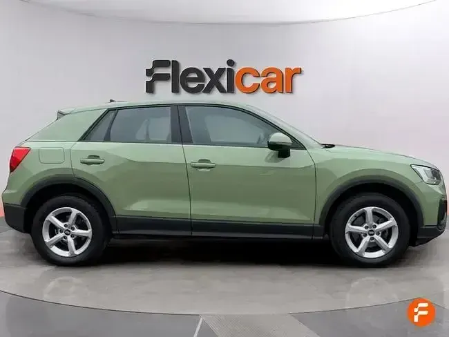 Usado Audi Q2 116 CV (85 kW) 2021 Azul SUV