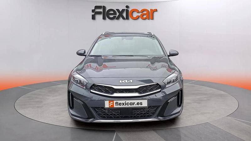 Usado Kia XCeed 141 CV (103 kW) 2024 Gris SUV