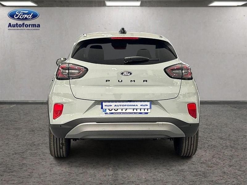 Usado Ford Puma Titanium 125 HP (91 kW) 2024 Cinzento SUV