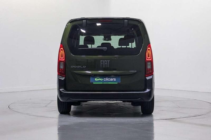 Usado Fiat Doblò 102 CV (75 kW) 2025 Verde Monovolumen