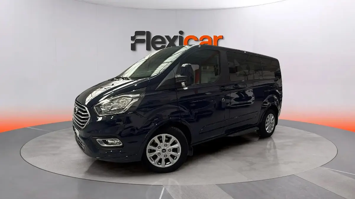 Usado Ford Tourneo Custom Titanium 150 CV (110 kW) 2021 Blanco Van