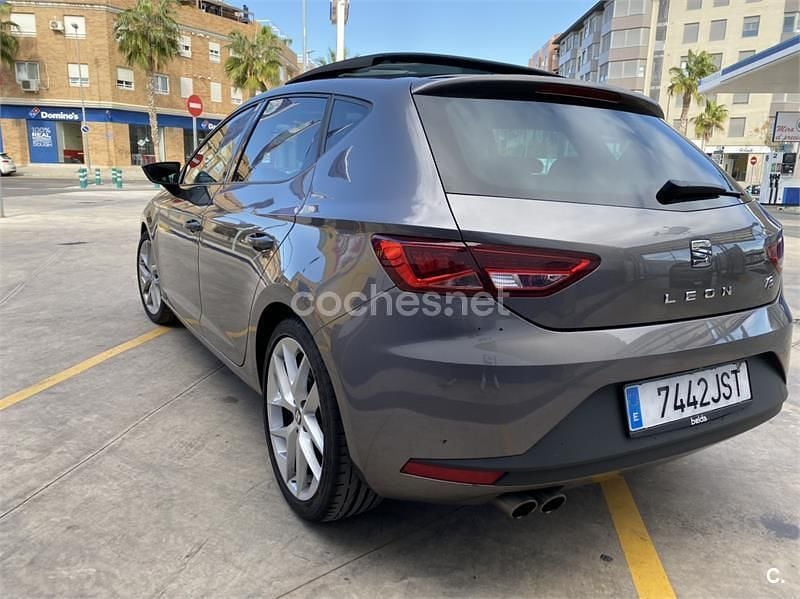 Usado Seat Leon CONNECT 150 CV (110 kW) 2016 Gris / plata Berlina