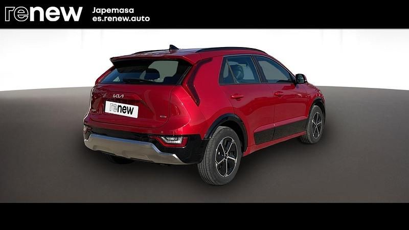 Usado Kia Niro 141 CV (103 kW) 2024 (cr5) runway red SUV