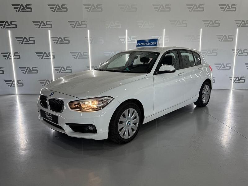 Blanco Usado 2018 BMW 118 Utilitario | 17.900 € (Precio justo) - Imagen 1/1