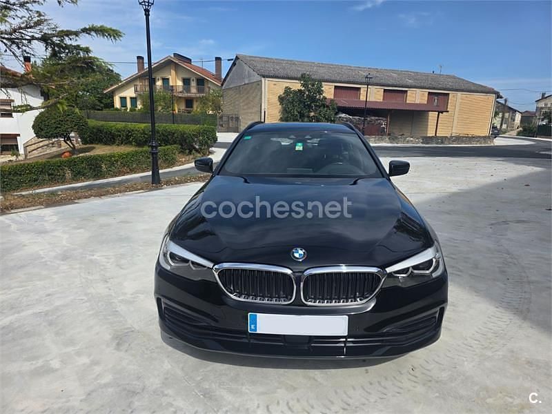 Negro Usado 2019 BMW 520 Familiar | 21.900 € (Buen precio) - Imagen 1/4