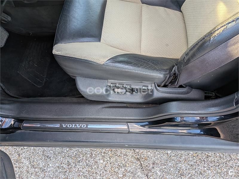 Usado Volvo S60 163 CV (119 kW) 2003 Negro Berlina