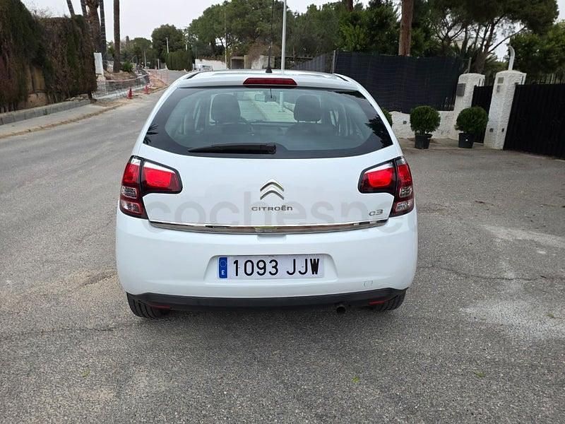 Usado Citroën C3 PureTech 68 CV (50 kW) 2015 Blanco Berlina